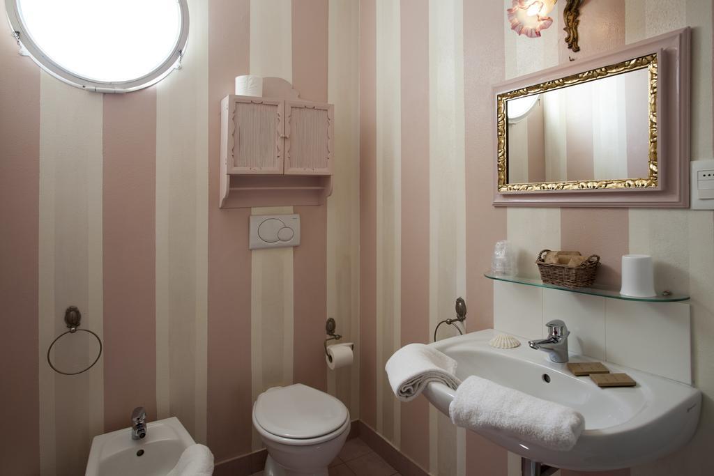 Villa Amelia Rooms Marina di Pietrasanta Zewnętrze zdjęcie